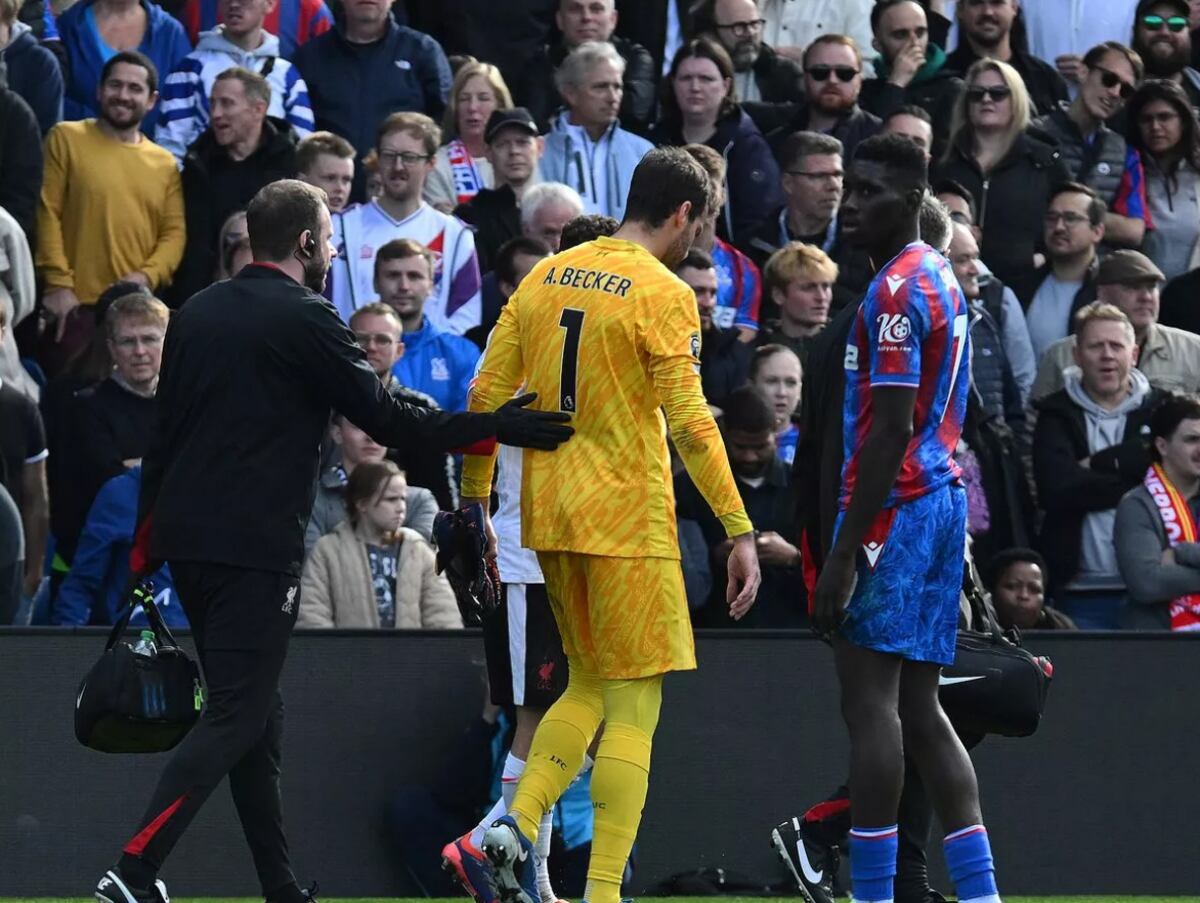 ¡Preocupación en Anfield! Alisson se pierde siete partidos clave