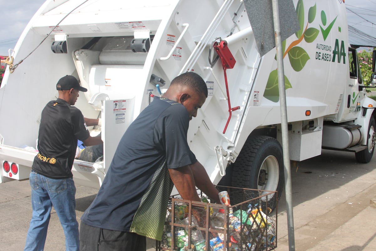 Millonario contrato para limpieza de camiones de basura