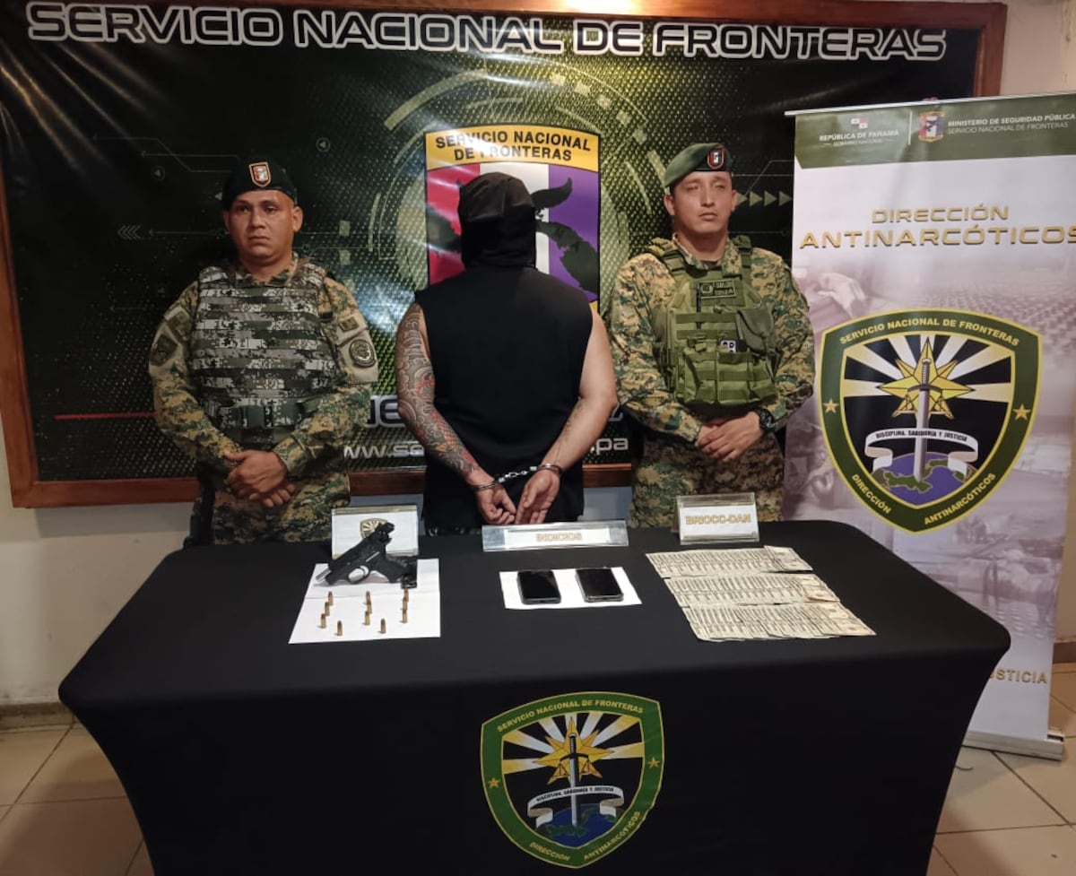 Maleta sospechosa en un herbazal y una pistola sin permiso: el doble hallazgo que encendió las alarmas de Senafront en Chiriquí