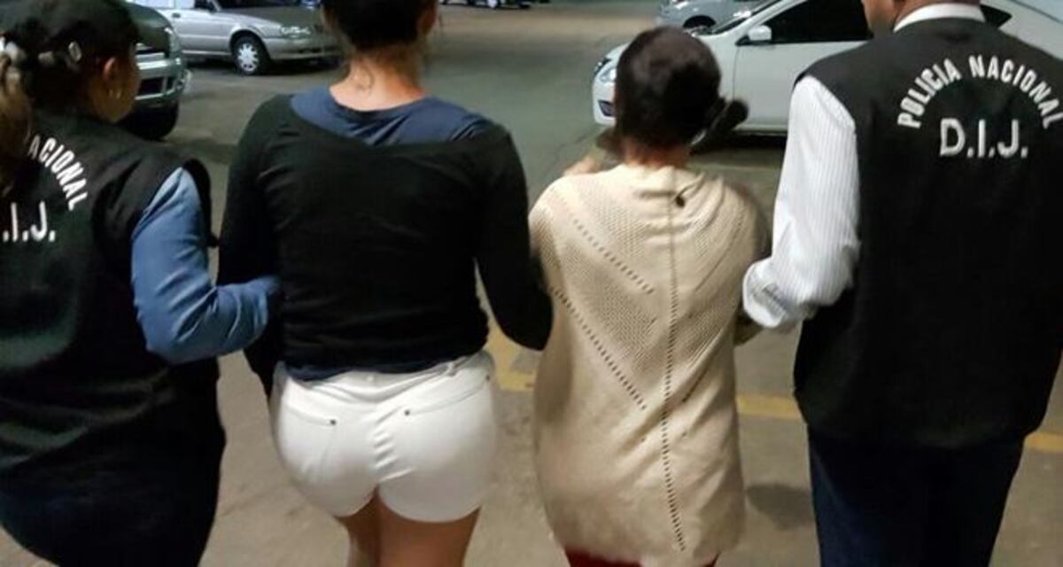  ¡AY, MADRE! Pillan a extranjeros que clonaban tarjetas en la 'Tumba Muerto'