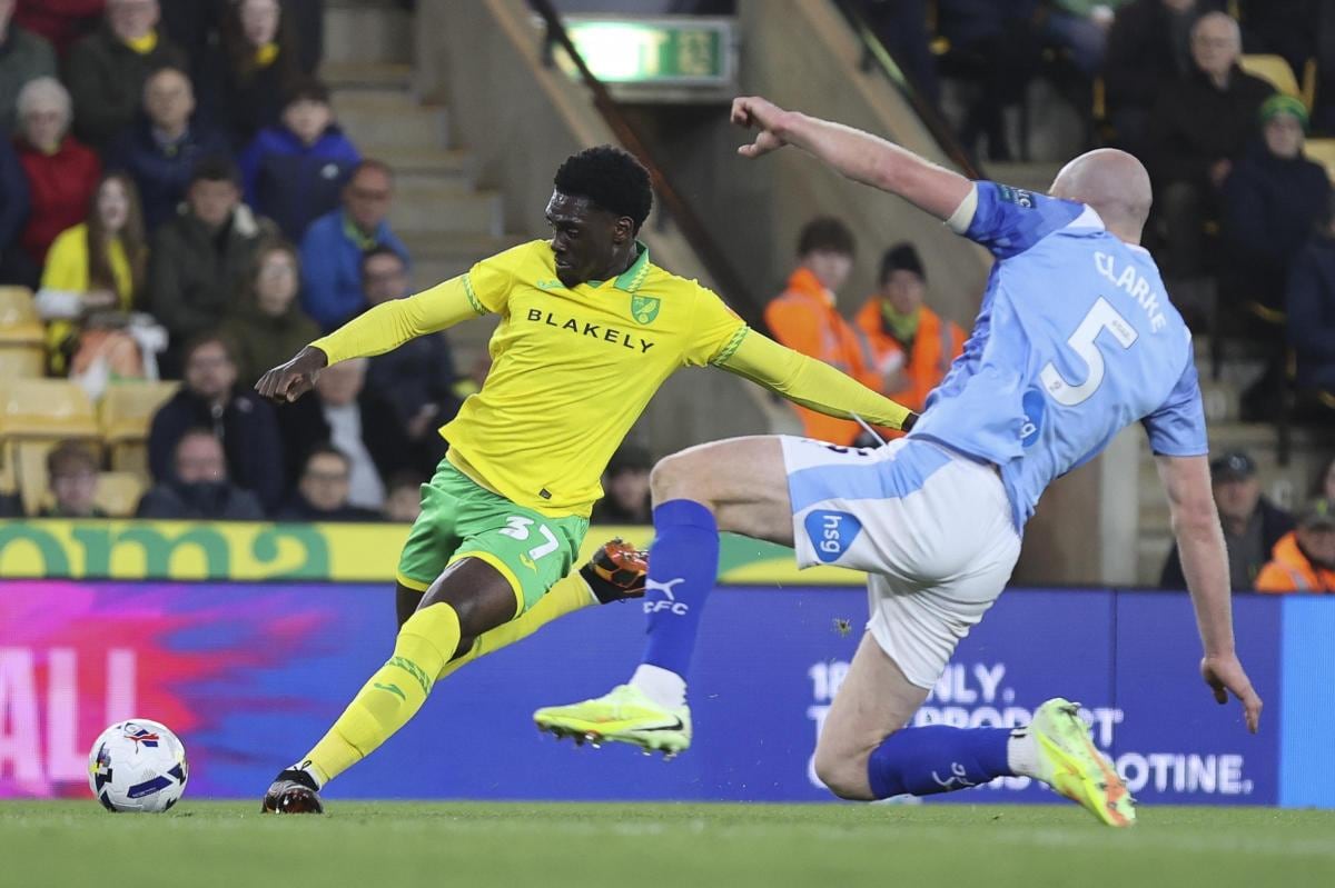 José ‘Coto’ Córdoba se luce y Norwich sigue vivo en la pelea