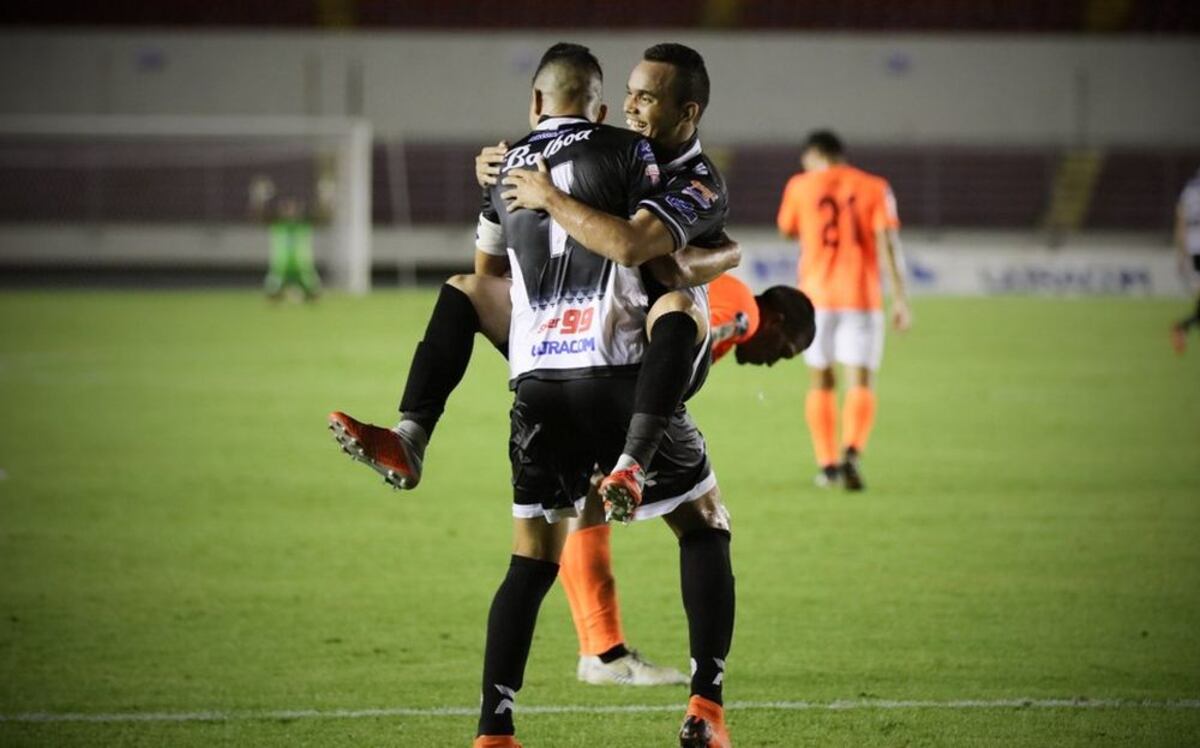 Tauro consigue su sexta goleada del semestre