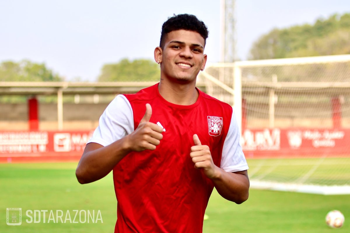 Medio catalán Sport vincula a Edward Cedeño con el FC Barcelona