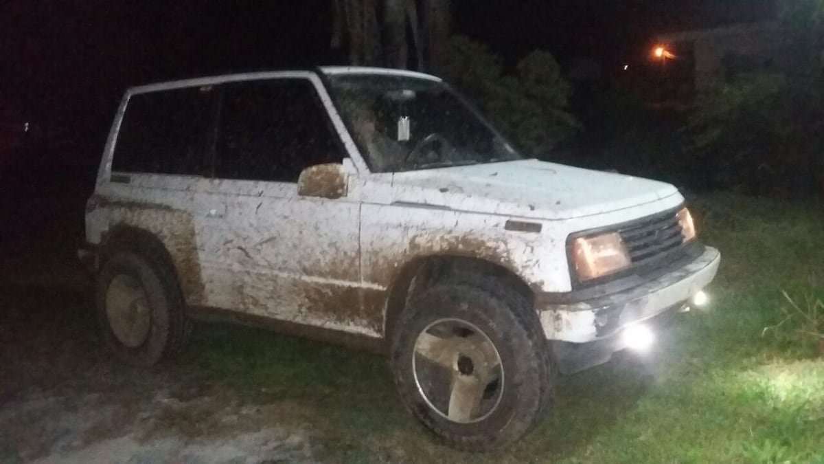 ROBO A MANO ARMADA. Policías realizan persecución al estilo  Rápido y Furioso 