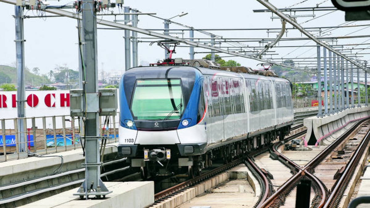 Dos hombres que hurtaban cables de alta tensión provocaron afectaciones eléctricas en la ciudad. Video