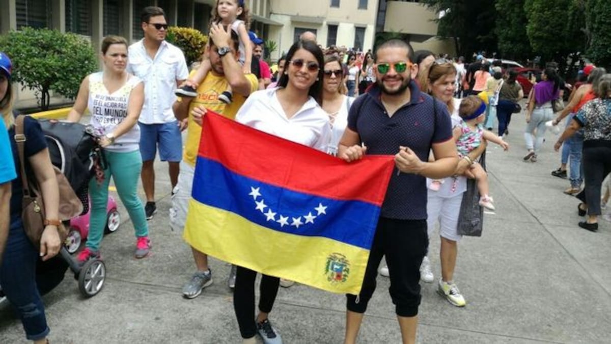 Cerca de 8 mil venezolanos han acudido al Instituto Técnico Don Bosco para votar