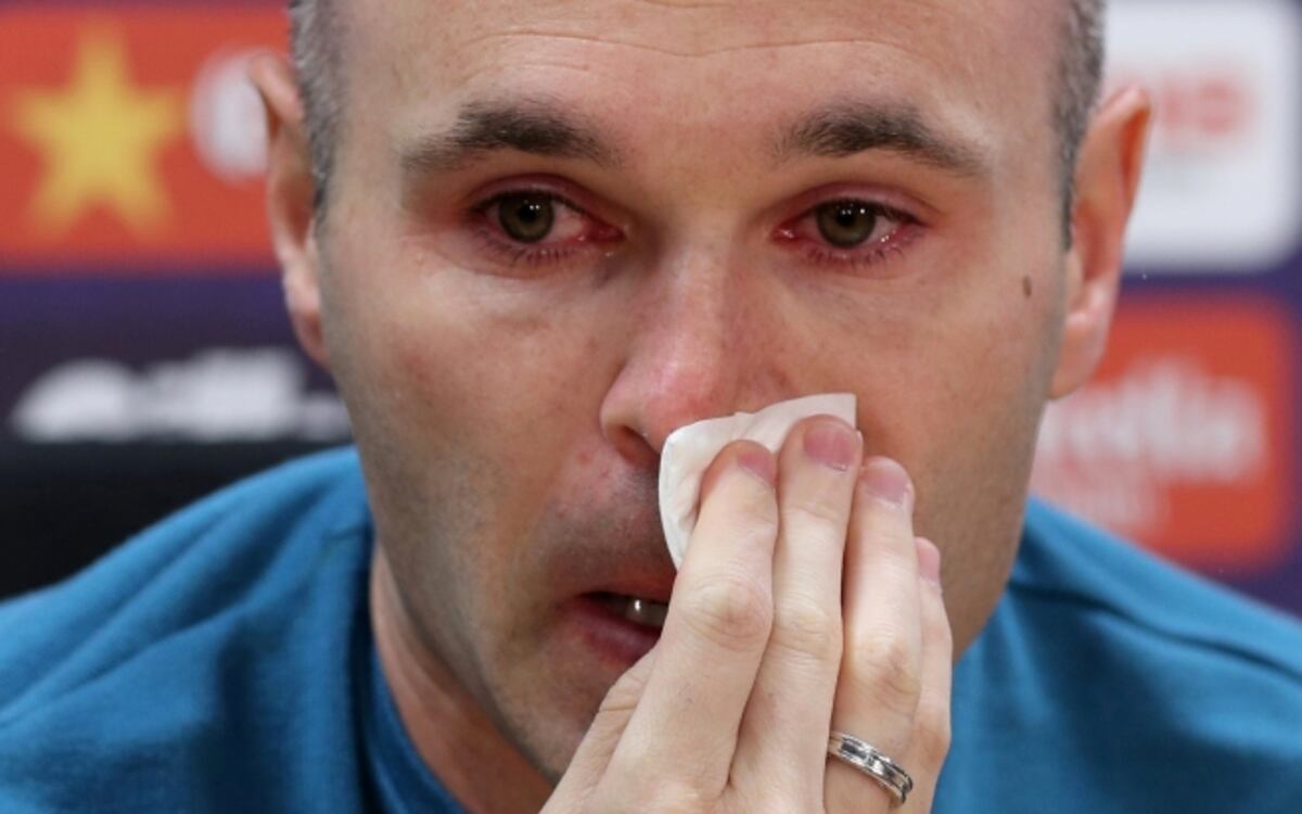 Iniesta: 'Nunca jugaría en contra del Barcelona'