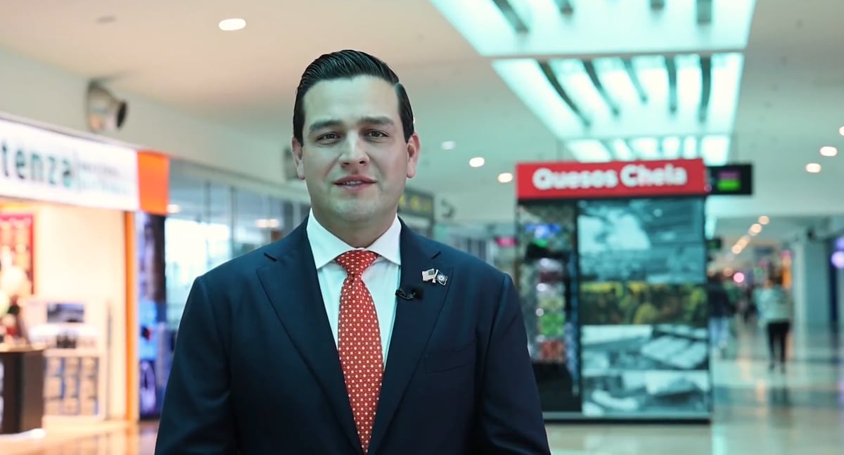 Llega a Panamá Kevin Marino Cabrera, embajador designado de EE. UU.