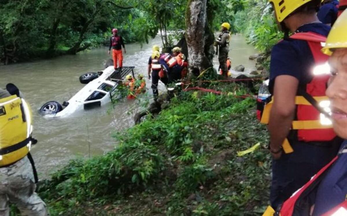Lamentable: Ubican cuerpo de docente que fue arrastrada por corriente de río