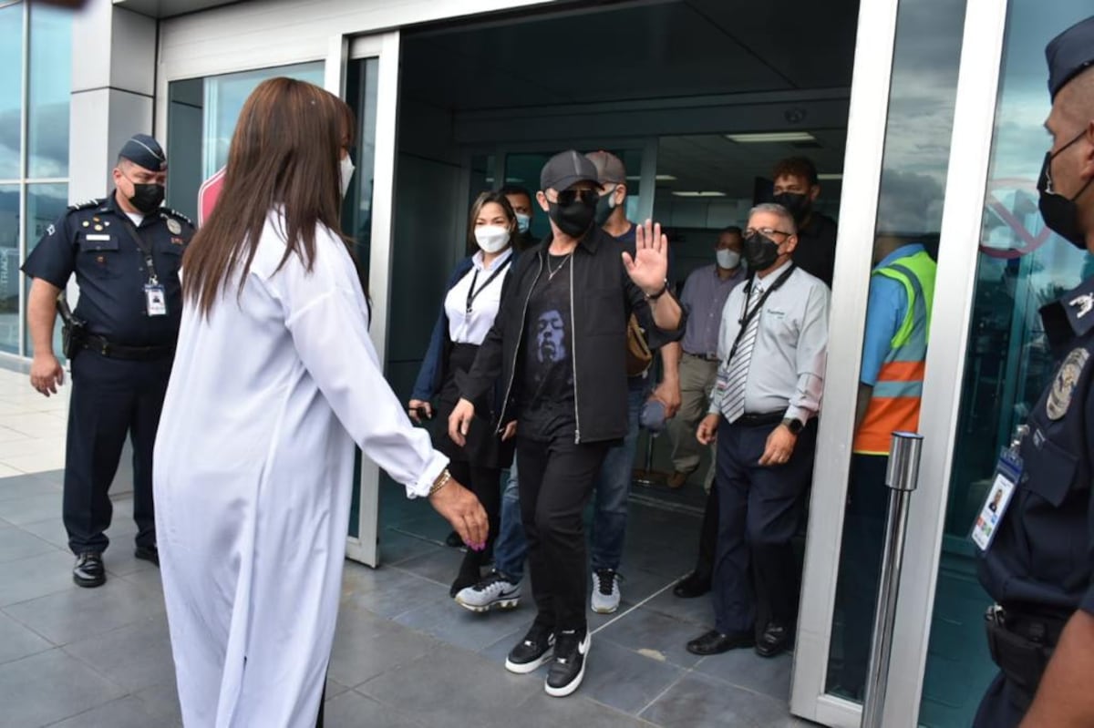 Alejandro Sanz ya se encuentra en Panamá para reencontrarse con el público istmeño + Video