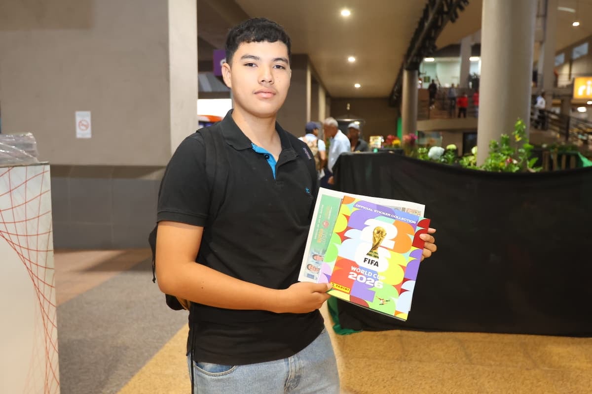 Fiebre mundialista: panameños buscan su Mi Diario para completar el álbum del Mundial 2026