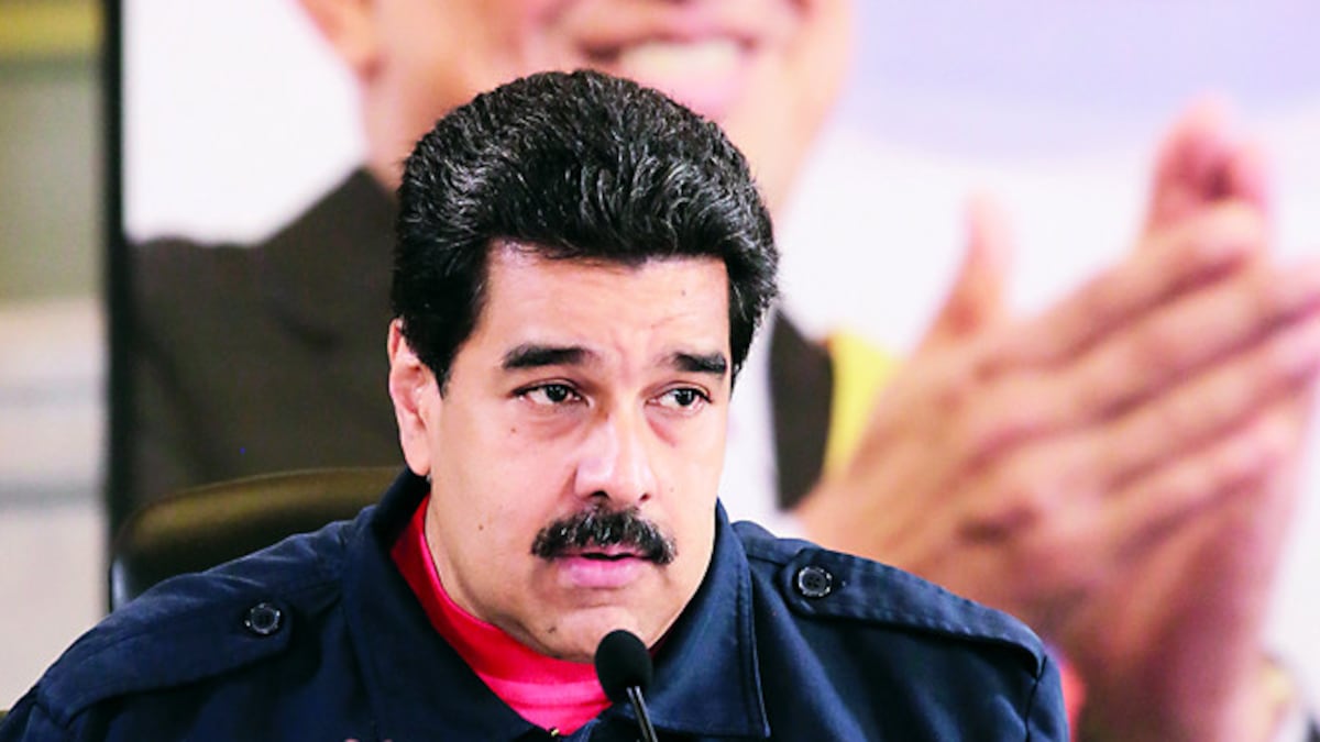 Nicolás Maduro ratifica el “firme apoyo” a Rusia en una conversación con Putin