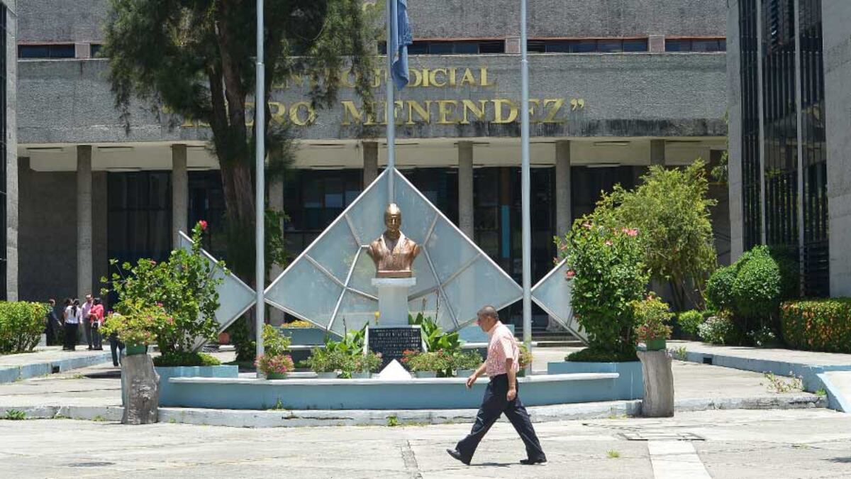 Enjuician a pastor evangélico y otros miembros por violar a menor de 12 años