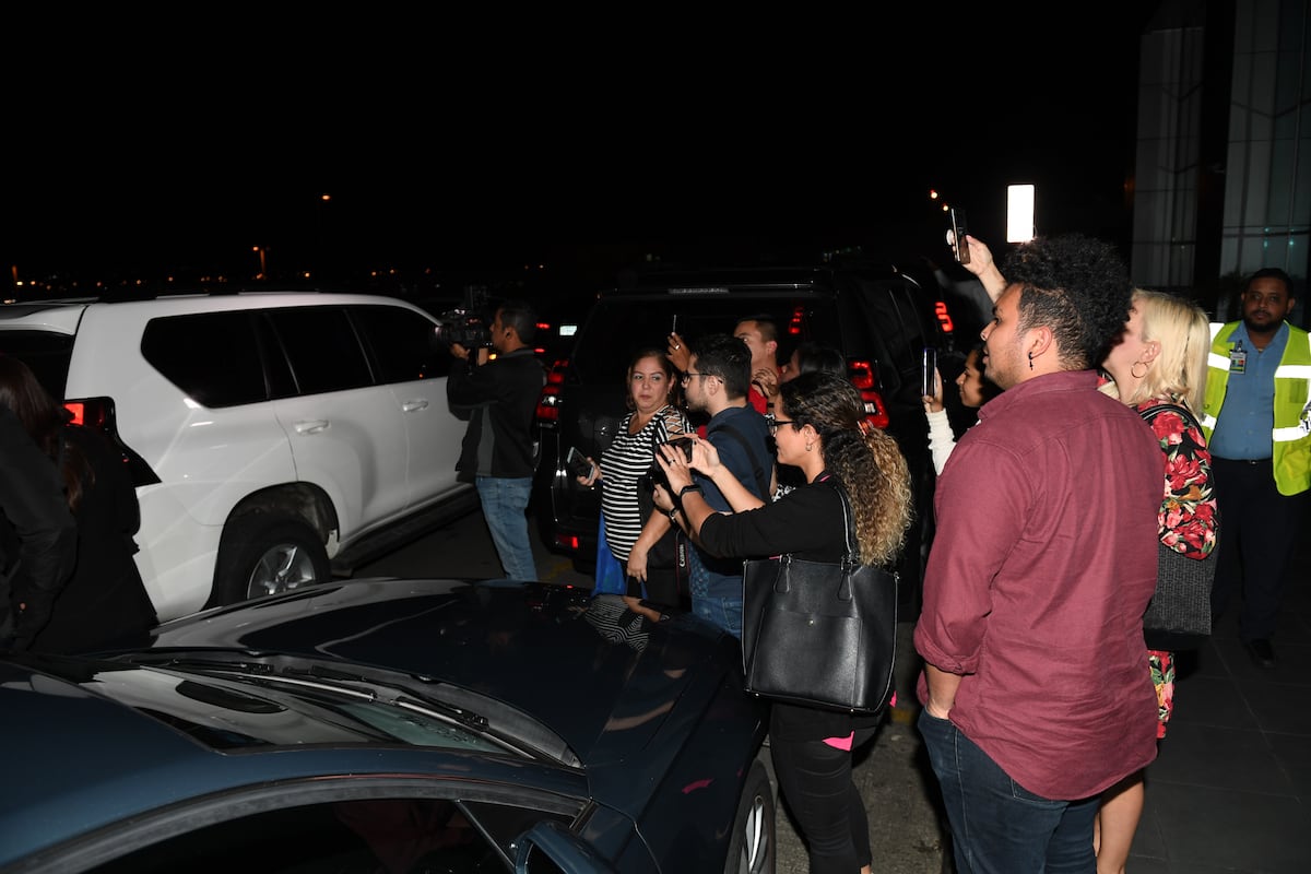 Yatra llegó abrigadito como un 'osito’ a Panamá y sin hablar mucho 