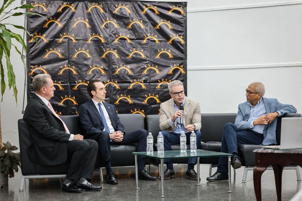 De Albrook a Divisa: así inicia el viaje del tren que promete mover a todo Panamá