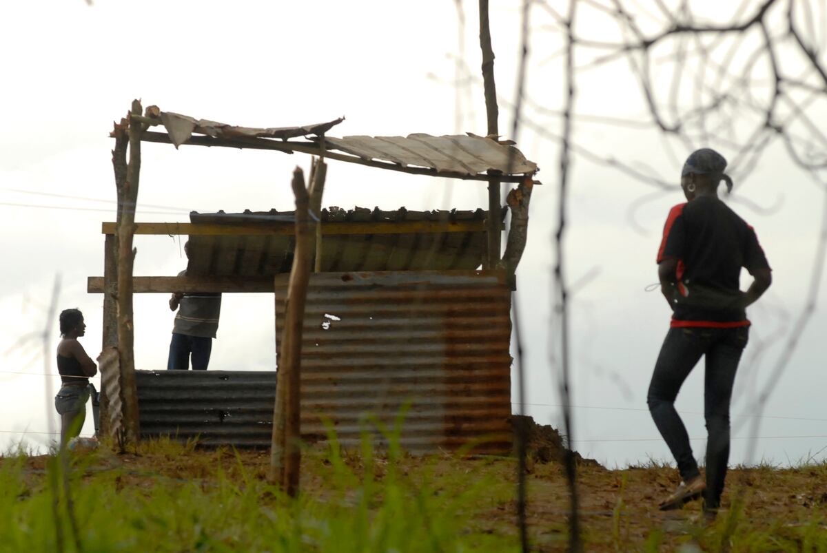 Se les cae rancho encima con cinco menores adentro en David, Chiriquí