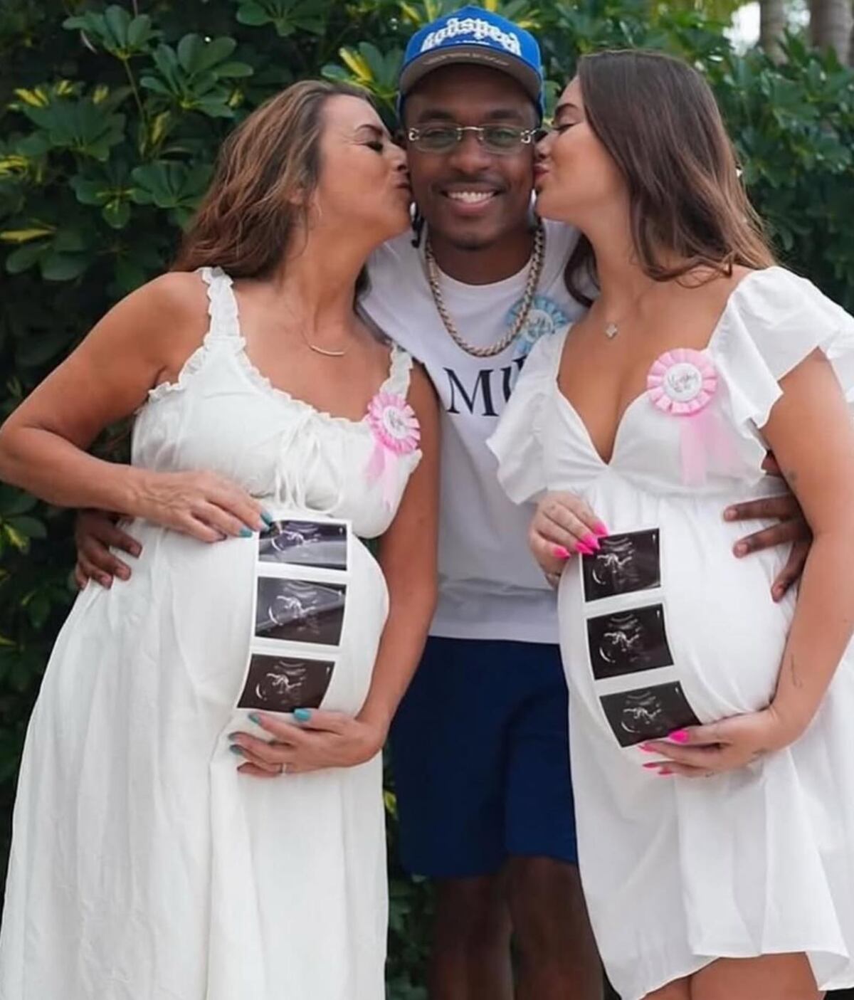 Youtuber Nick Yardy revela relación poliamorosa con madre e hija, ambas embarazadas