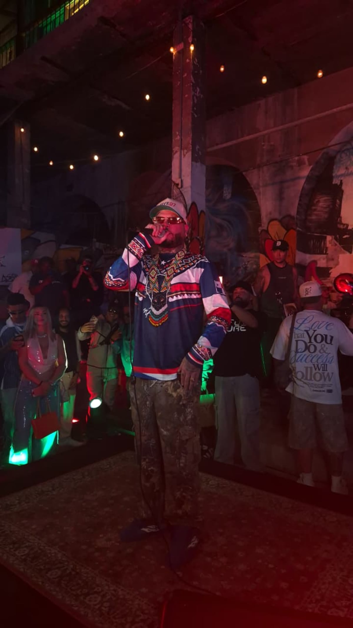 Farruko lanza ‘Manda la plena MOH’, un homenaje al reggae panameño, y recibe la Llave de la Ciudad