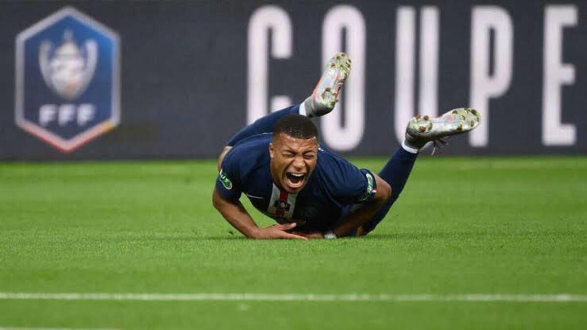 Desde Francia dudan que Mbappé llegue a los cuartos de final de la Liga de Campeones