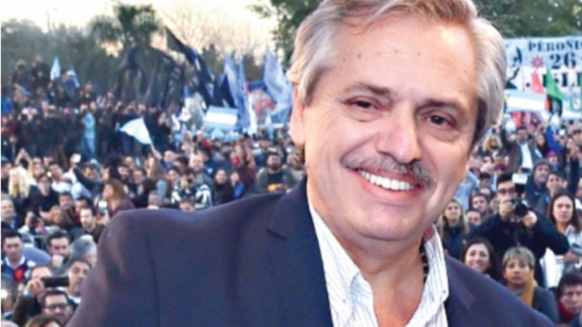 Por cábala el presidente de Argentina Alberto Fernández verá la final ante Francia en su casa