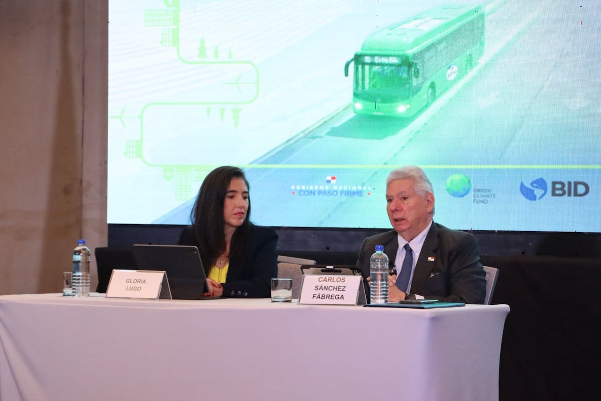 ¡Metrobús se prepara para el cambio! MiBus abre licitación para buses eléctricos