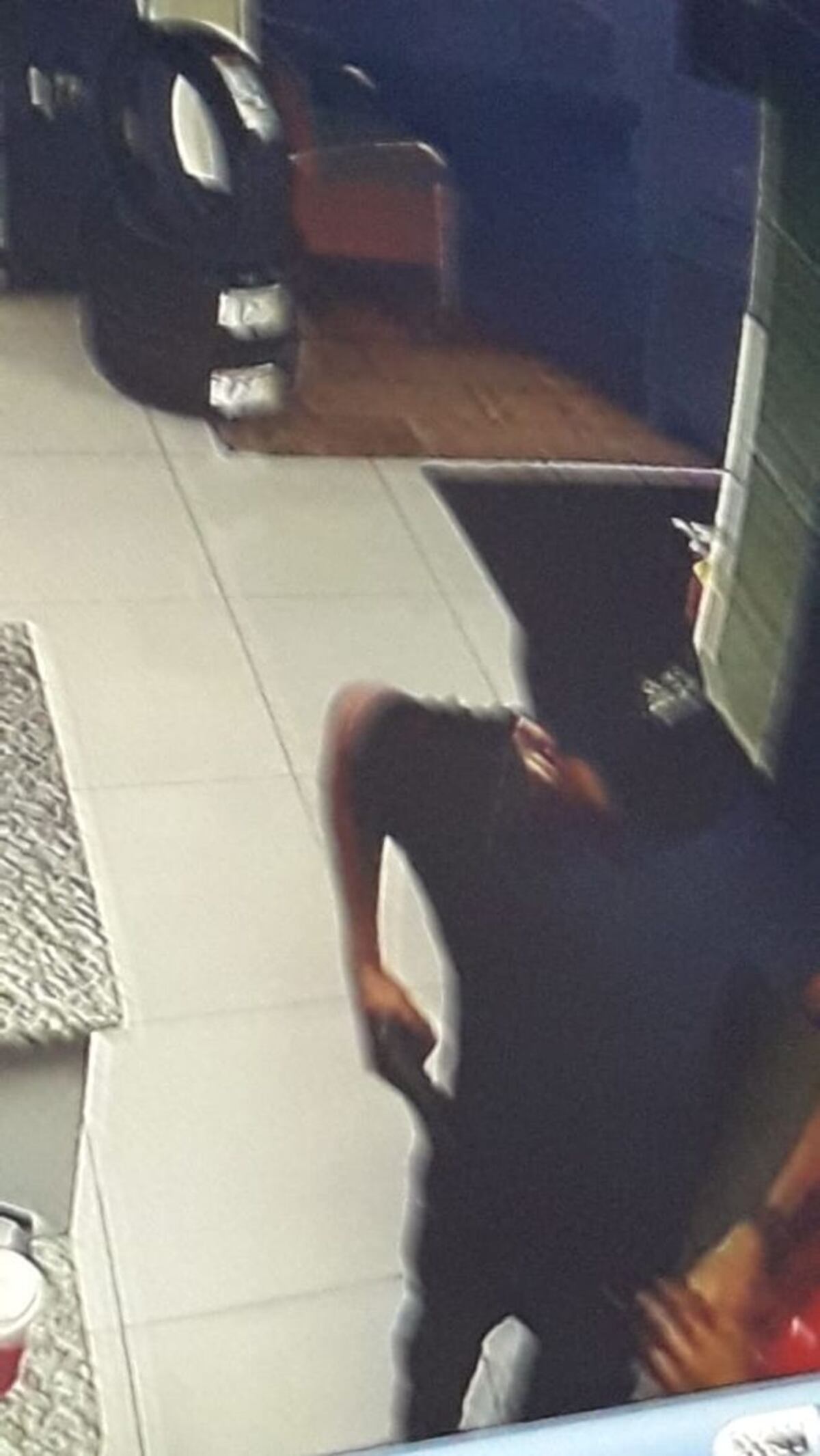 Asaltan local de Calle 50. Todo queda grabado. Video