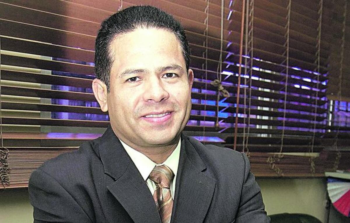 ¡EN EL TIJERAZO EN MEDCOM! Hugo Famanía llega a acuerdo y sale de pantallas