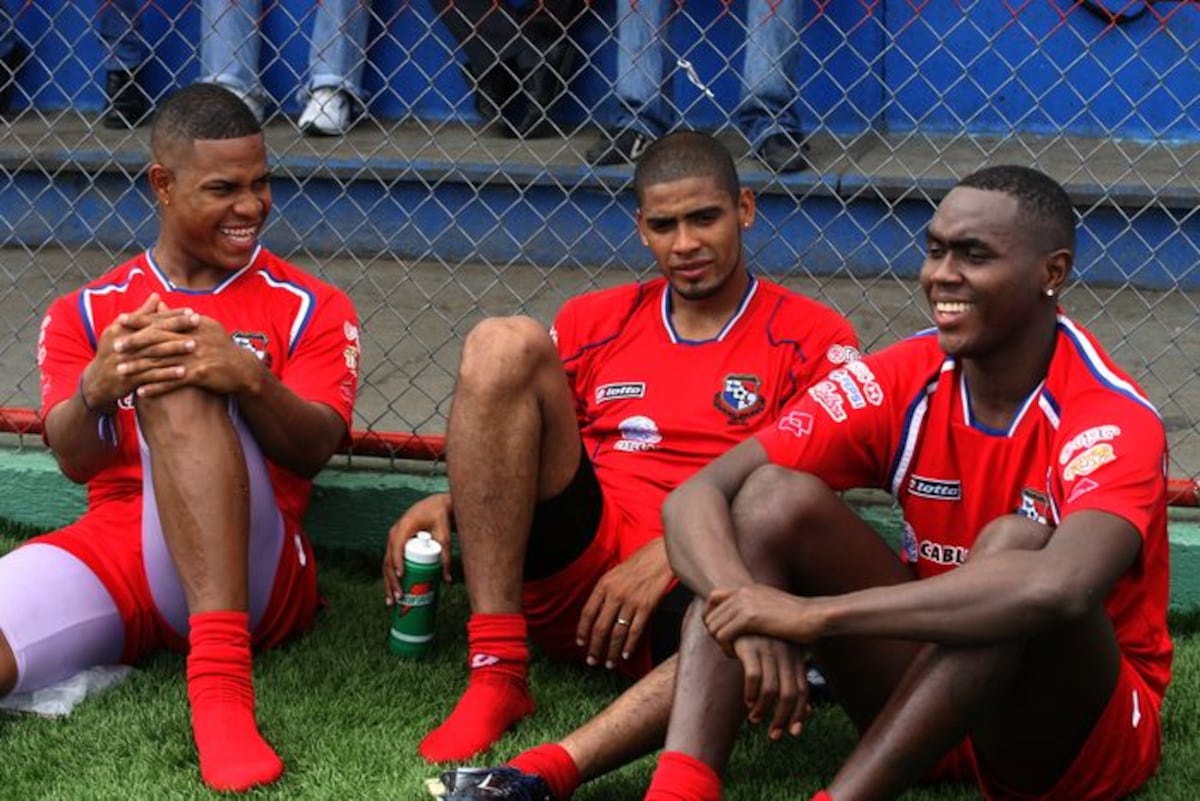 GALERÍA | Mira las 32 fotos históricas de Román Torres en su cumpleaños