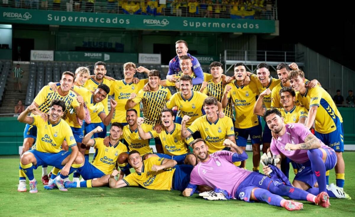 Edward Cedeño se lesiona en el triunfo de Las Palmas sobre Córdoba