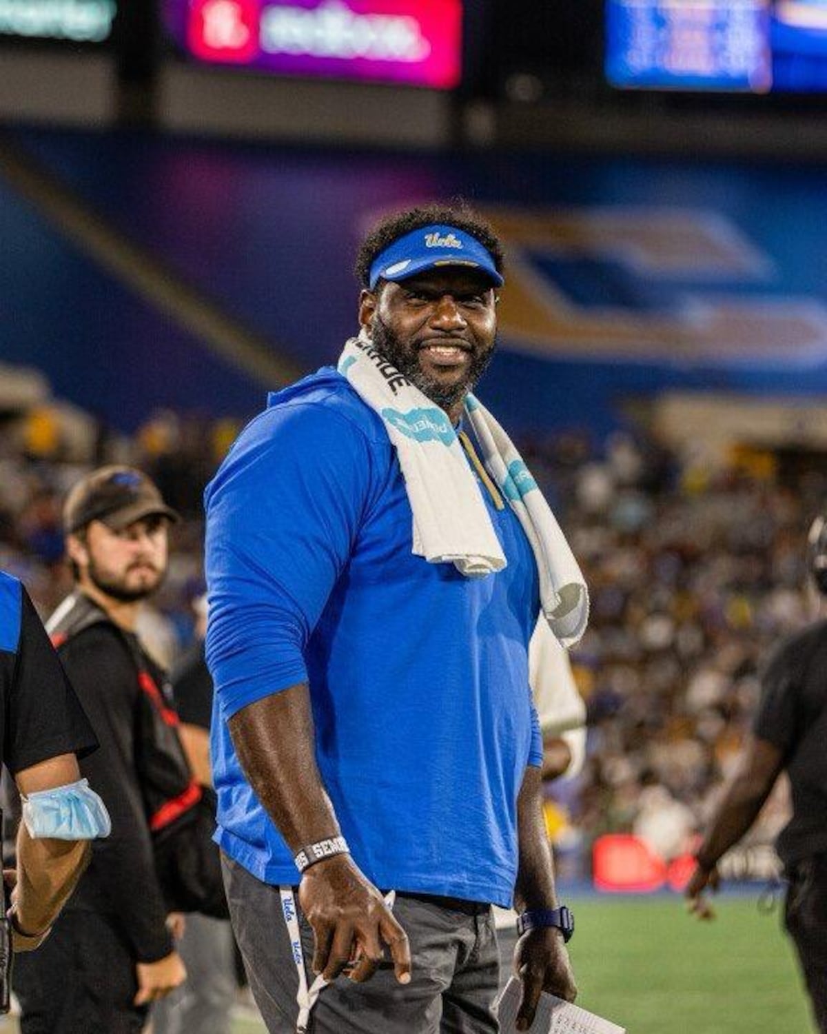 Frank Davis revela su nueva jugada tras dejar la NFL