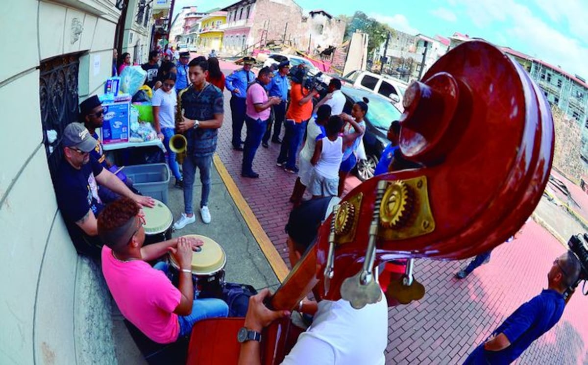 ¡MÚSICA PA'L DOLOR! Damnificados del Casco tratan de reponerse