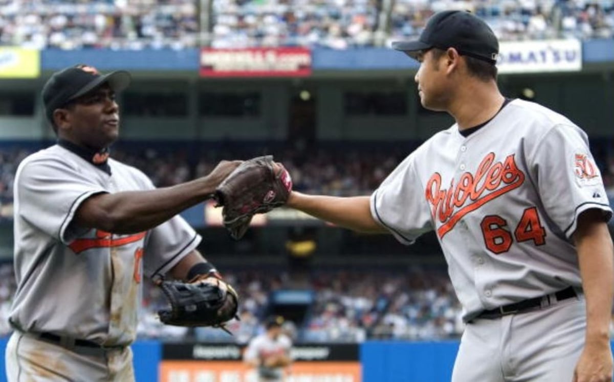 Detienen a Tejada por cheques sin fondos