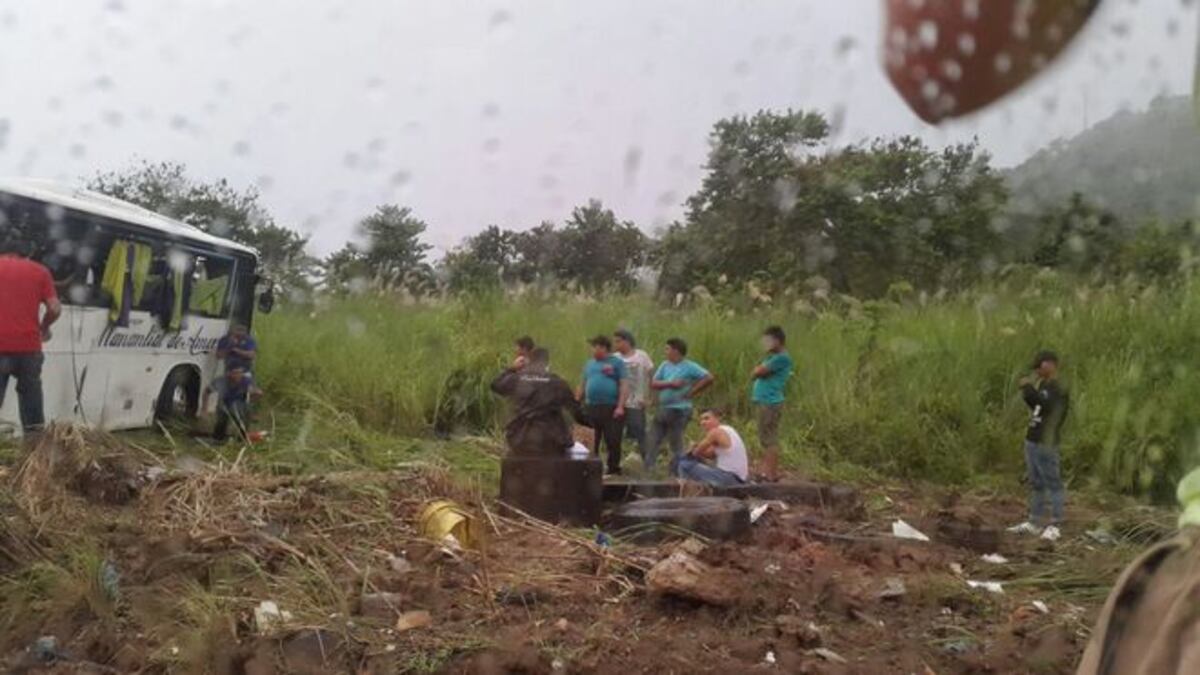 Tras grave accidente en Vía Centenario,acordeonista vuelve a tocar este sábado