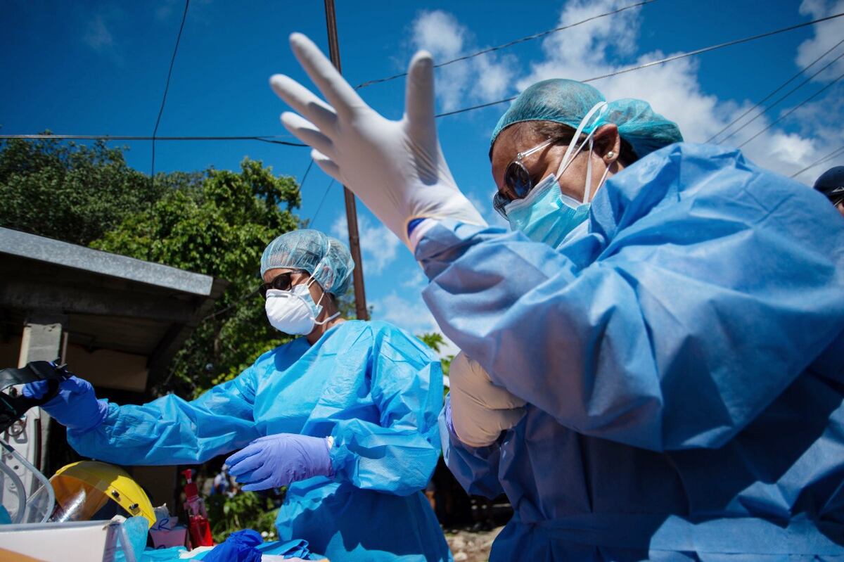 Siguen personas perdiendo la vida por covid-19. Este jueves inició el mes de octubre con 15 muertes más