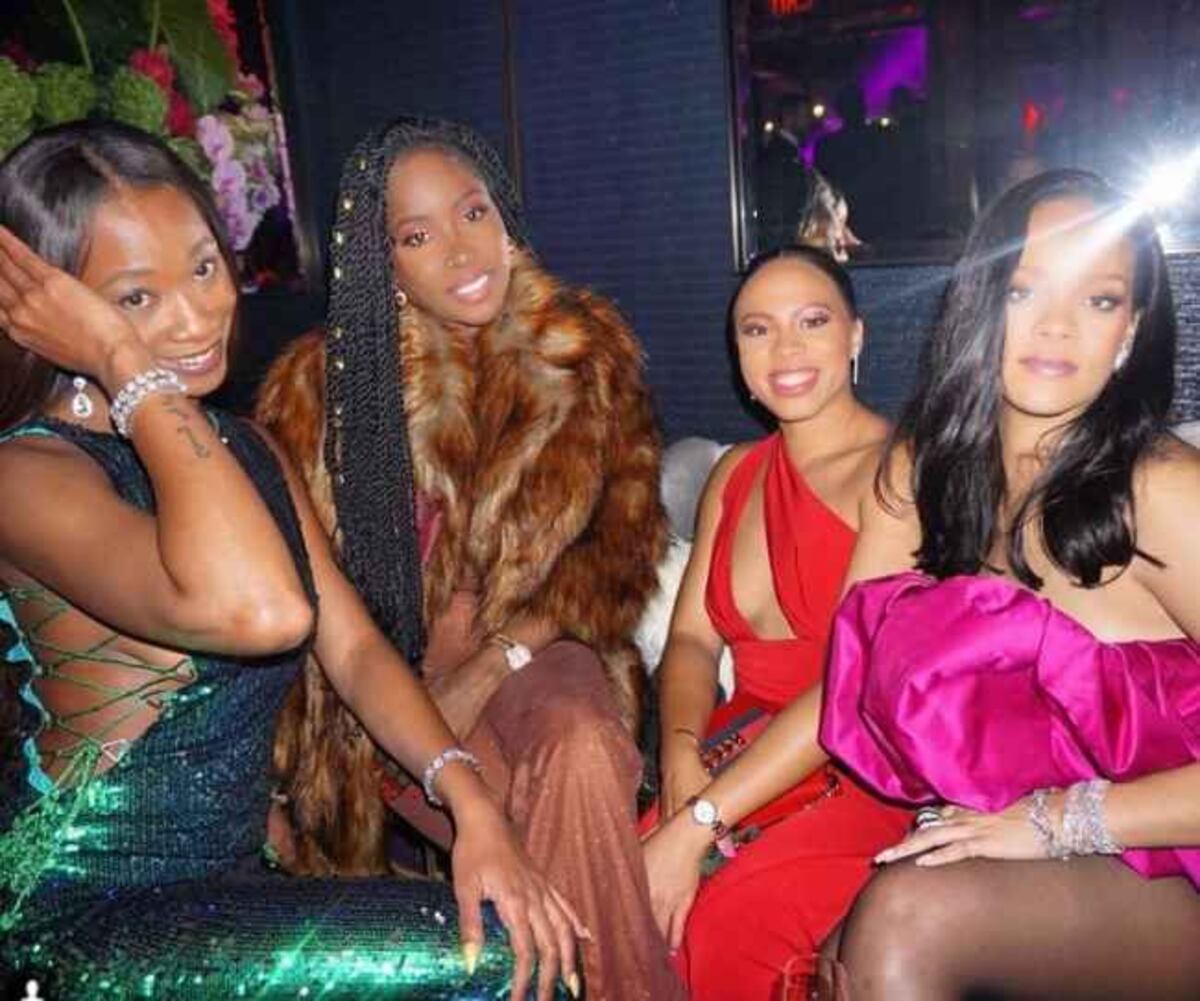Rihanna celebró sus 30 años con mega fiesta