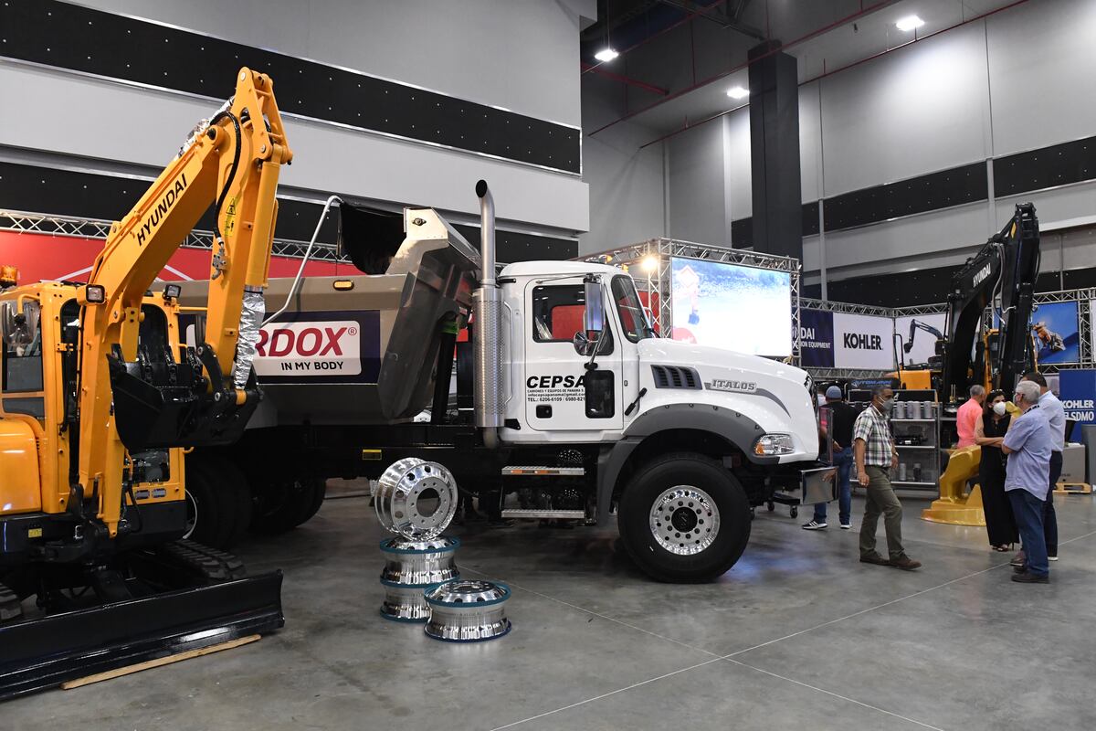 Culmina con éxito Expo Máquina 2022