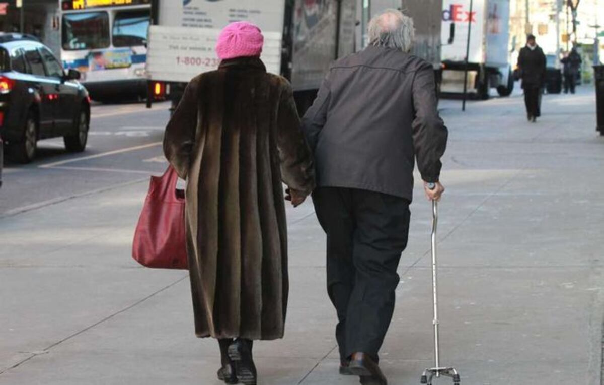 Padres demandan a su hijo de 30 años porque aún no se ha ido de la casa