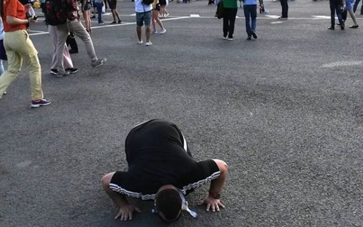 Él en Rusia, ella acá. Se le declaró antes del primer gol histórico de Panamá