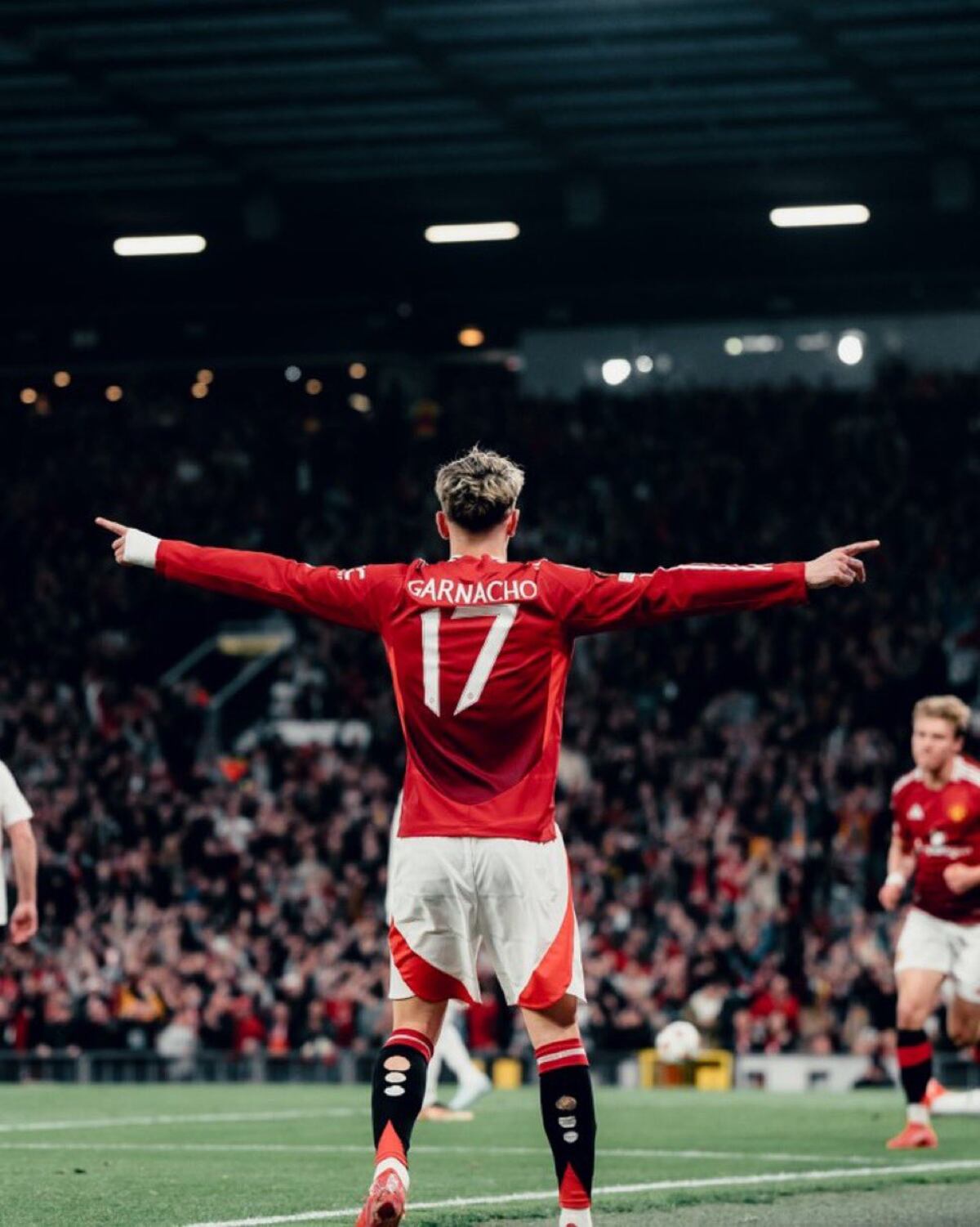 Garnacho, bajo fuego: inmadurez, orgullo y polémica