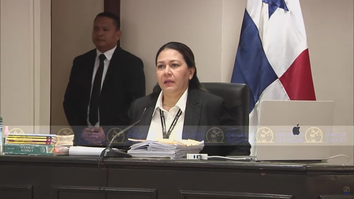 El juicio por el caso Blue Apple entra en la recta final; abogados defensores presentan sus alegatos