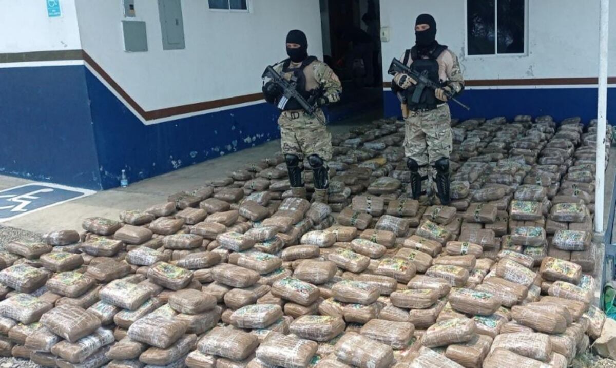 Se incautan de mil 699 paquetes en Punta Burica