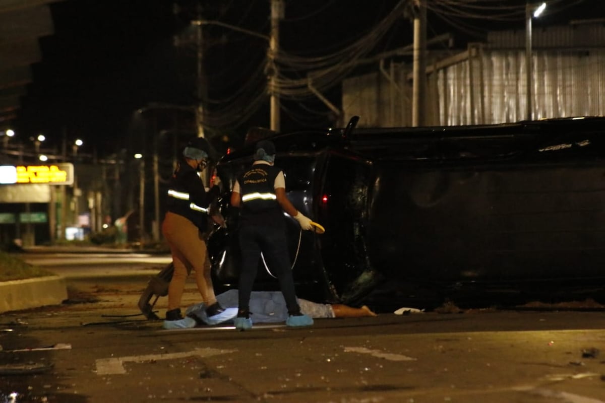 Fatal accidente. La mujer salió por el parabrisas y pierde la vida en Las Mañanitas
