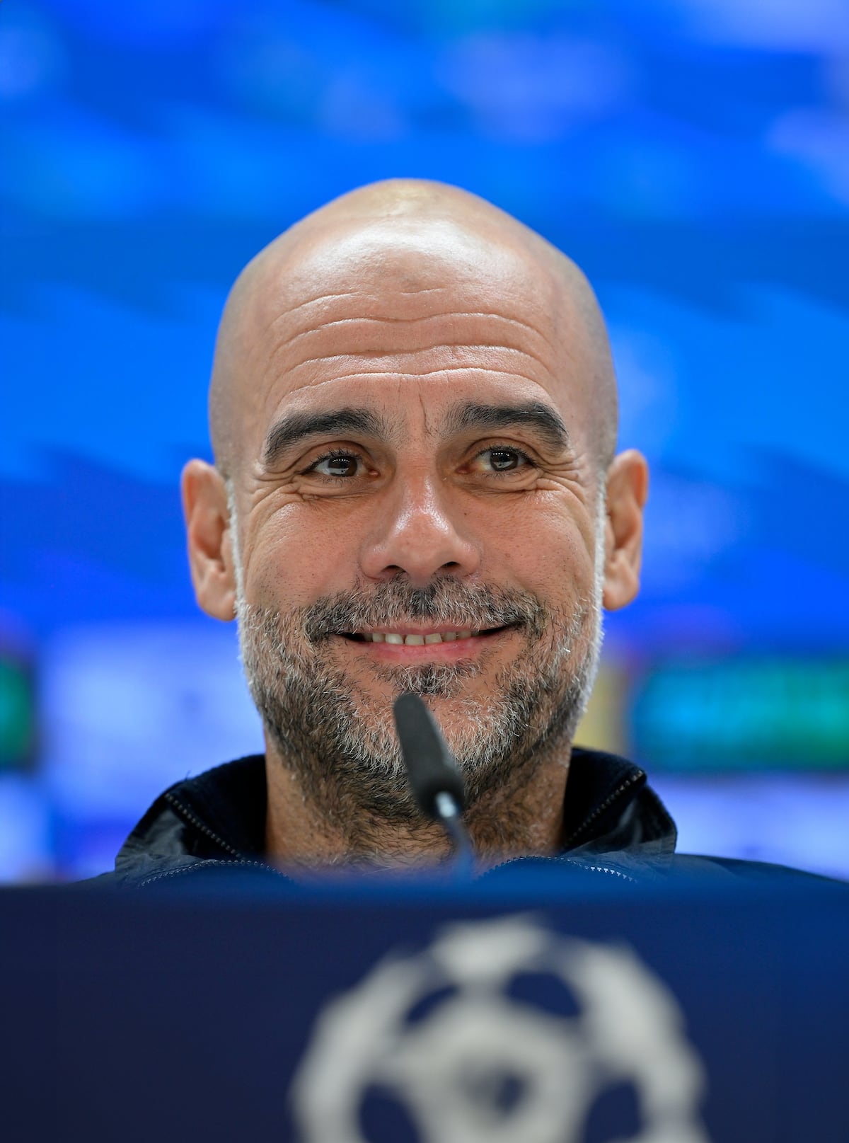 ¿Ya me quieren despedir? Guardiola se burla de su salida