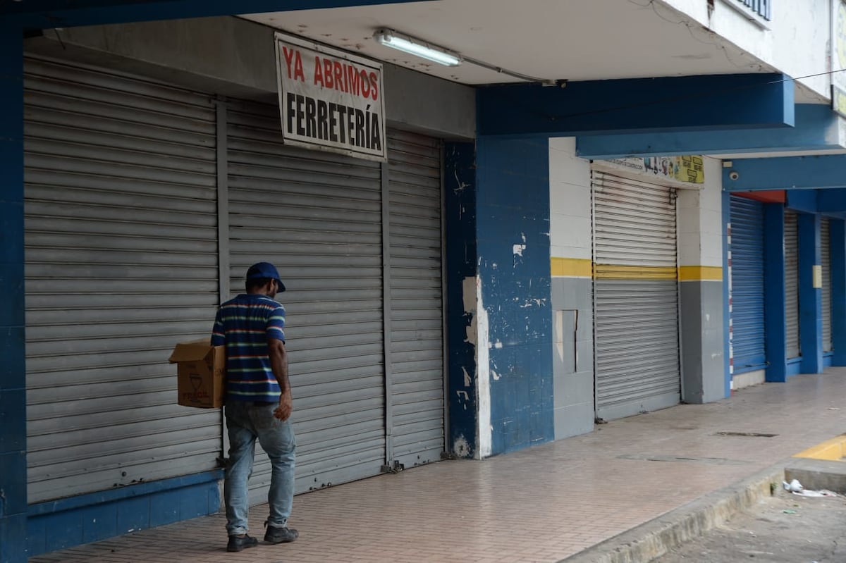 Un máximo de 10 trabajadores se permite en las ferreterías