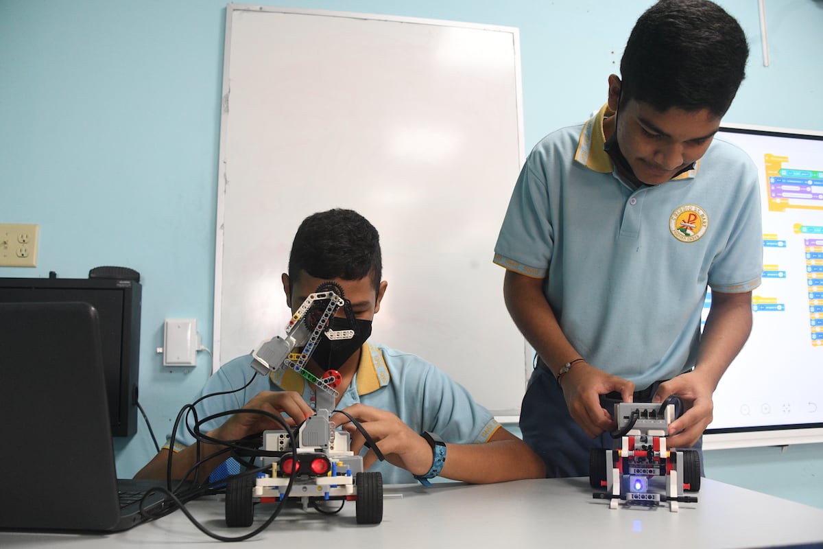 Pelaos de ciencias realizan su proyecto ‘Steam’ 2022-2023