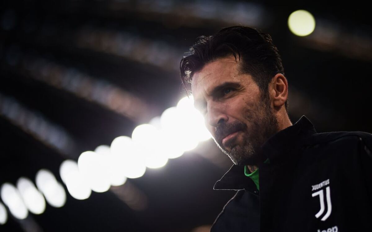Buffon con nuevos bríos listo para vestir la camiseta del PSG