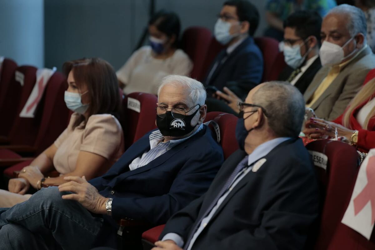 ¿Y la andadera? Martinelli se reunió con Crispiano Adames en la Asamblea Nacional | Video