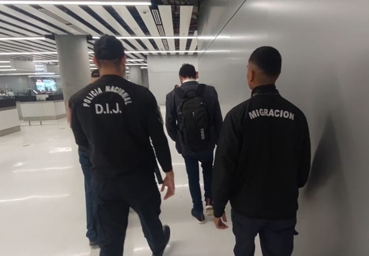  Capturan en el aeropuerto de Tocumen a hombre de doble nacionalidad por delitos graves