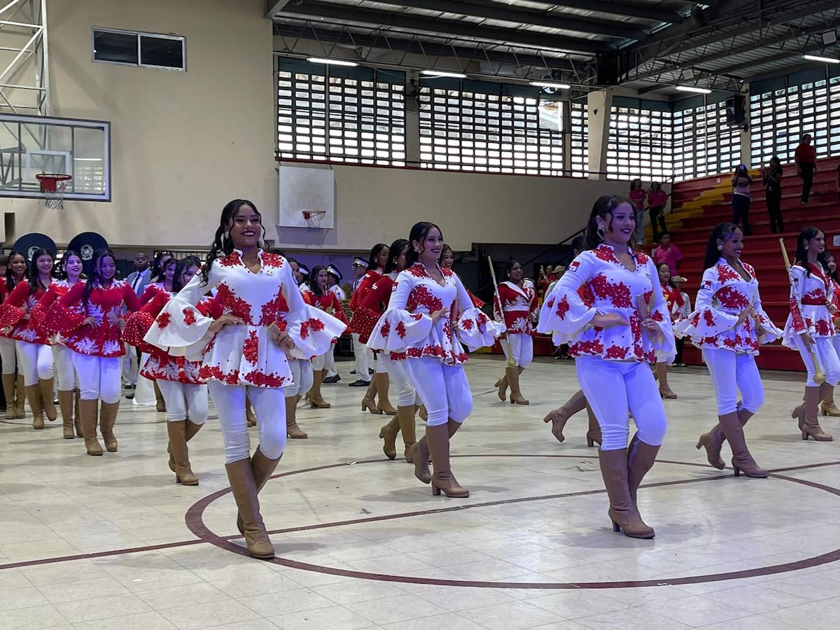 Instrumentos para soñar: Boza apoya a jóvenes a cumplir sus sueños musicales y recuerda a quienes lo inspiraron