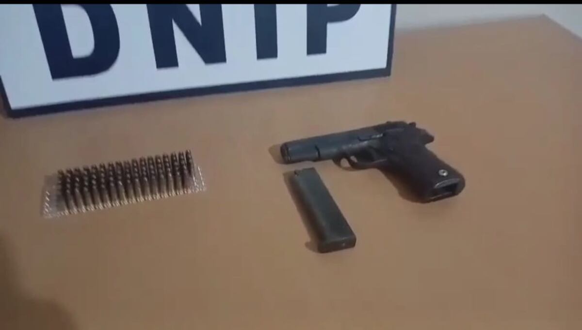 Le reventaron el rancho: señora de 57 años sorprendida con arma ilegal